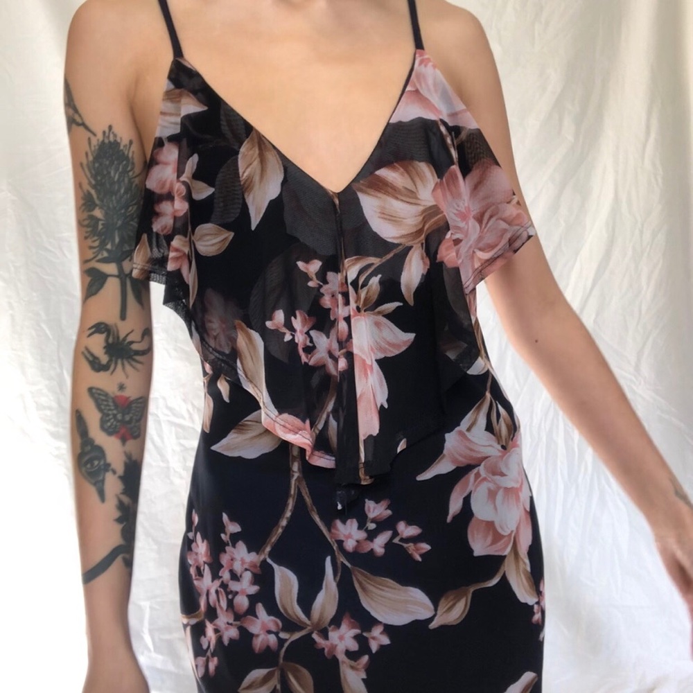 90s Vintage Ruffle Dress